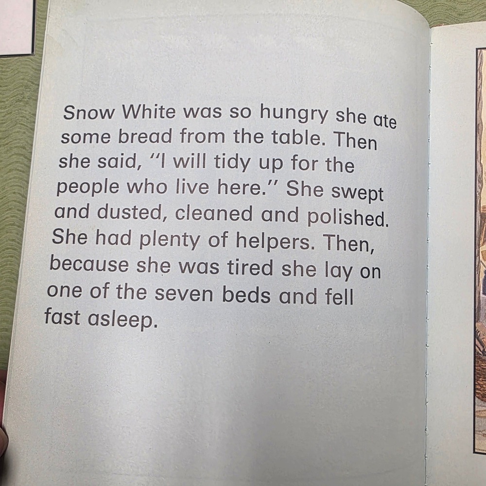 Snow White and the Seven Dwarfs Read-A-Tale Brimax Books 1990 Dorothea King - Picture 6 of 7